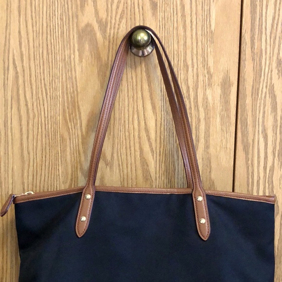 Coach Canvas Top Zip Closure Bag black & brown color - Picture 5 of 12